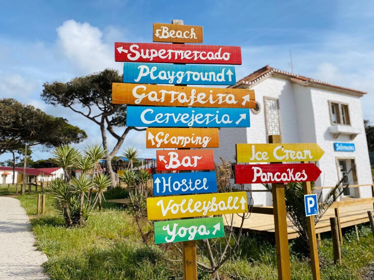 Oasis Backpackers Hostel Sintra Surf Colares Exteriör bild
