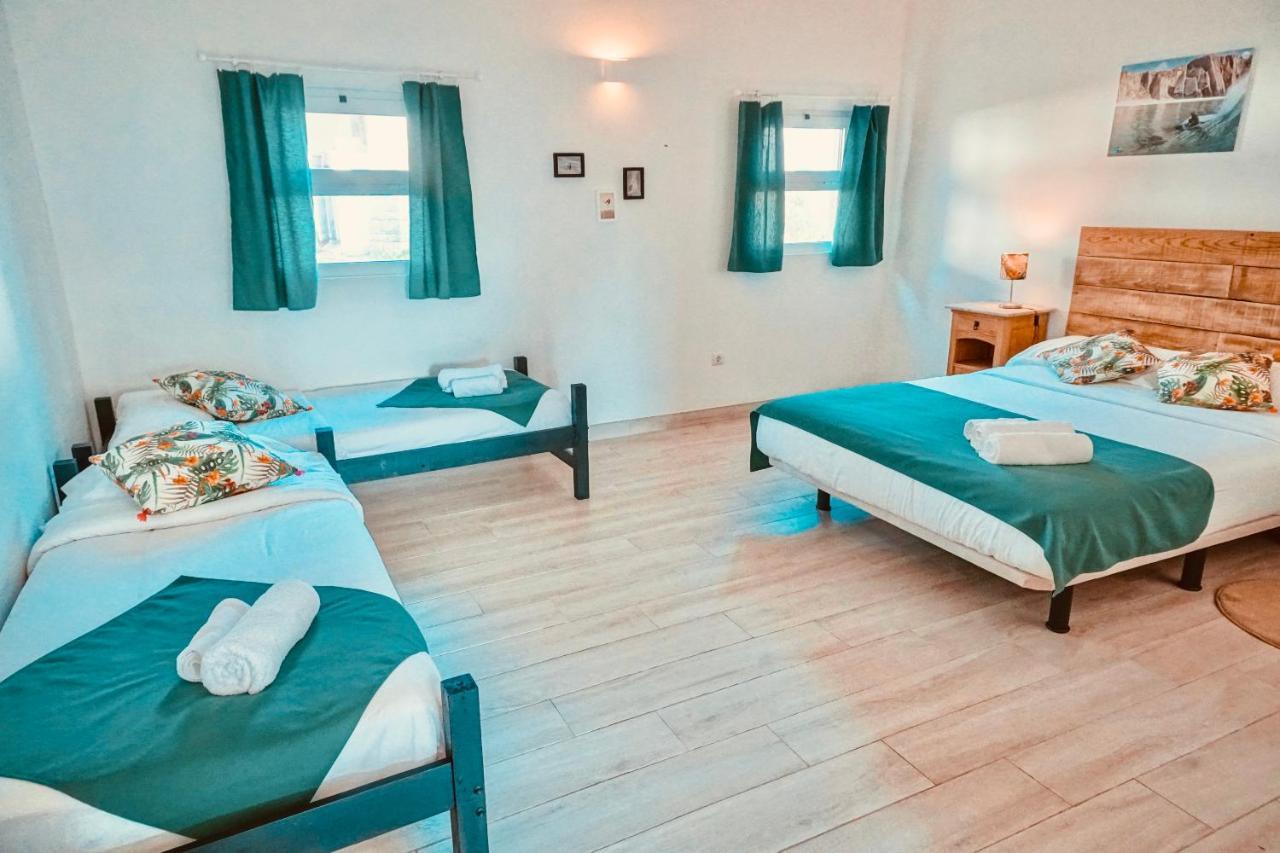 Oasis Backpackers Hostel Sintra Surf Colares Exteriör bild