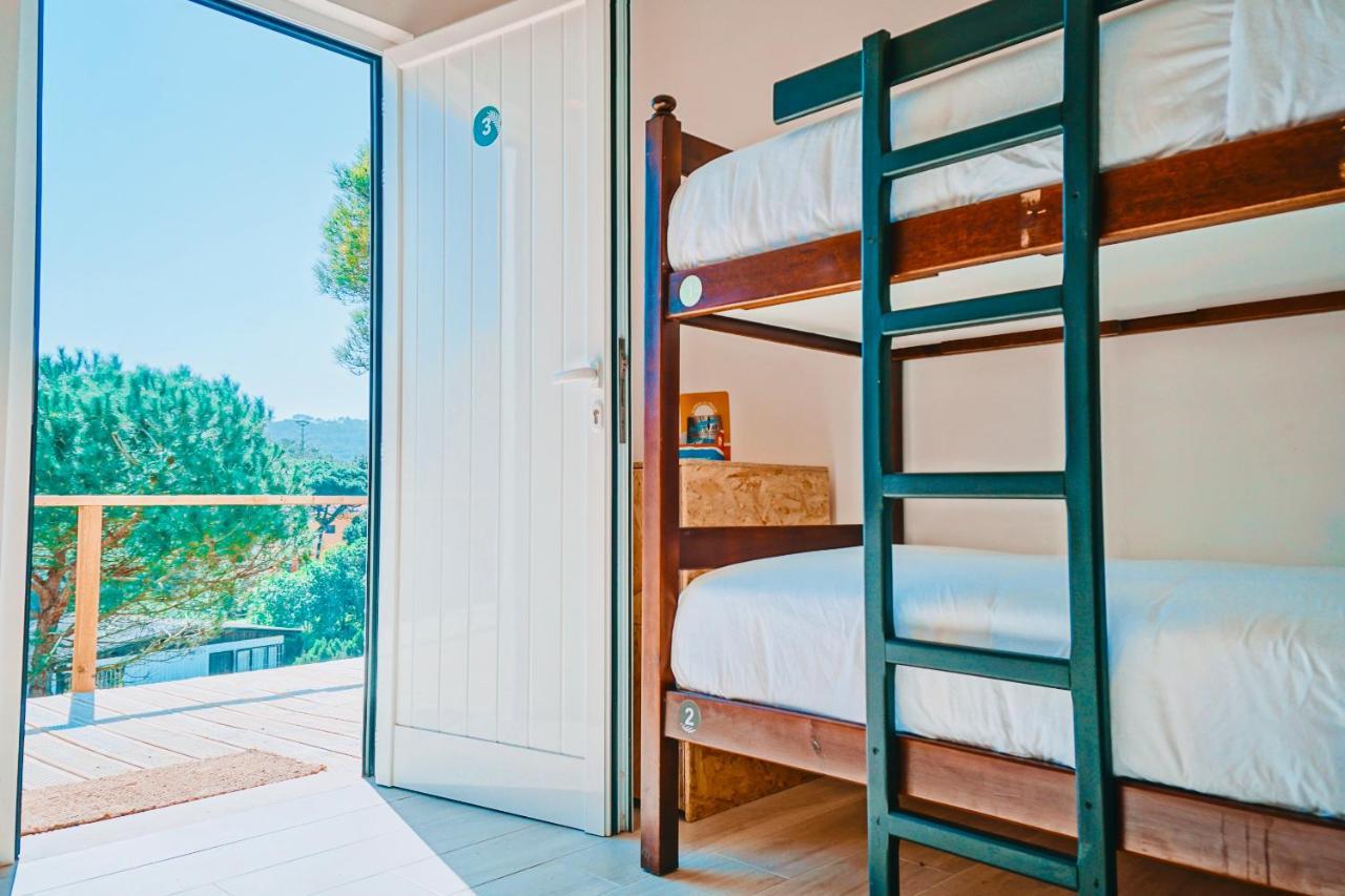 Oasis Backpackers Hostel Sintra Surf Colares Exteriör bild