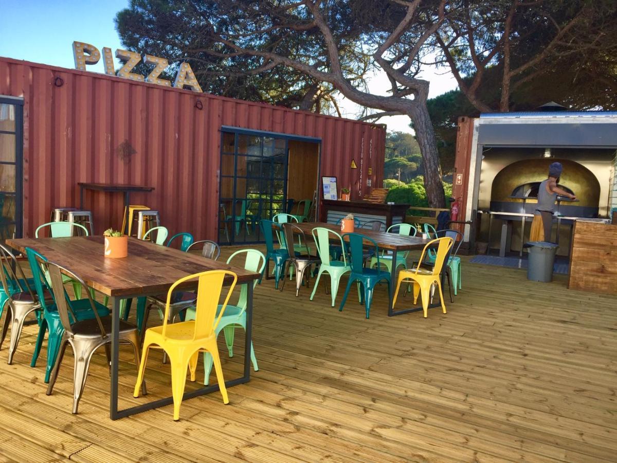 Oasis Backpackers Hostel Sintra Surf Colares Exteriör bild